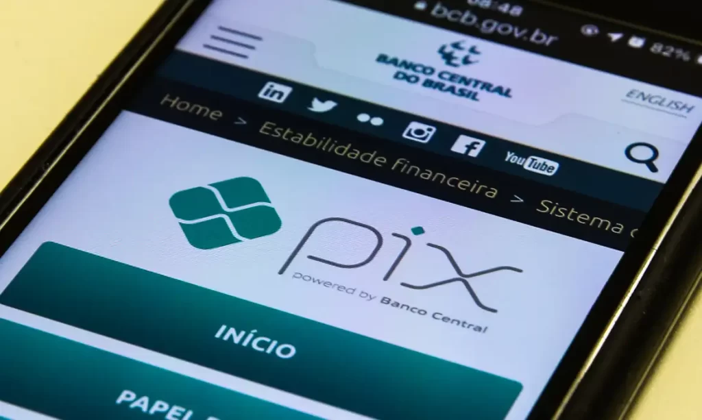 Pix foi o meio de pagamento preferido dos brasileiros em 2023